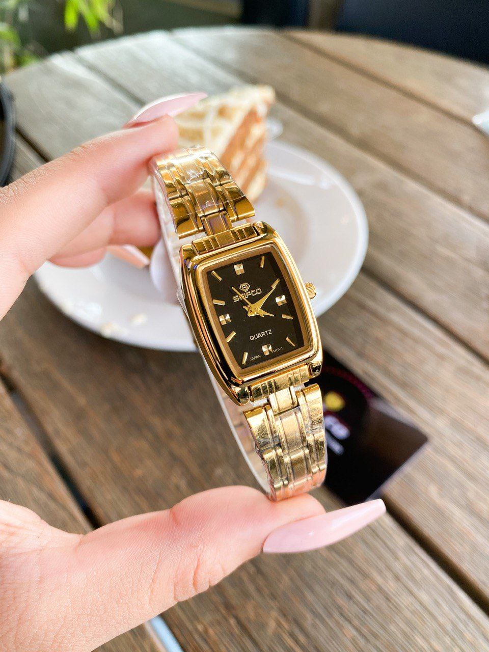 SEIFCO Classic Women’s Stainless Steel Quartz Watch with Black Dial and Gold Bracelet - الصورة 2
