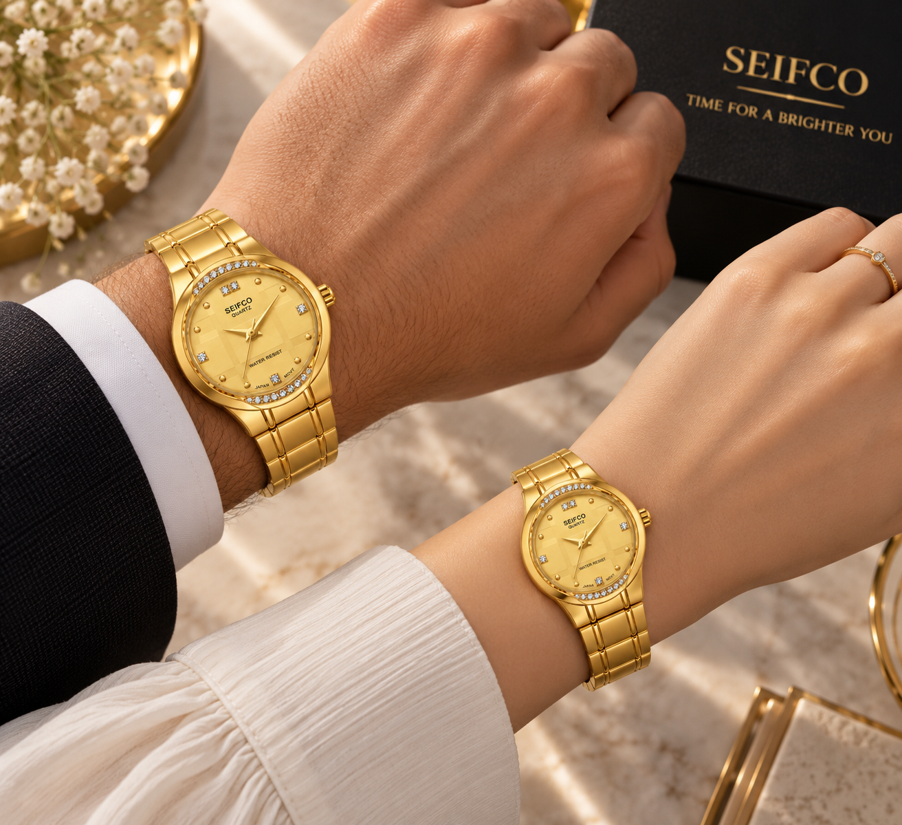 SEIFCO Classic Unisex Stainless Steel Quartz Watch with Gold Dial and Silver Gold Bracelet - الصورة 3