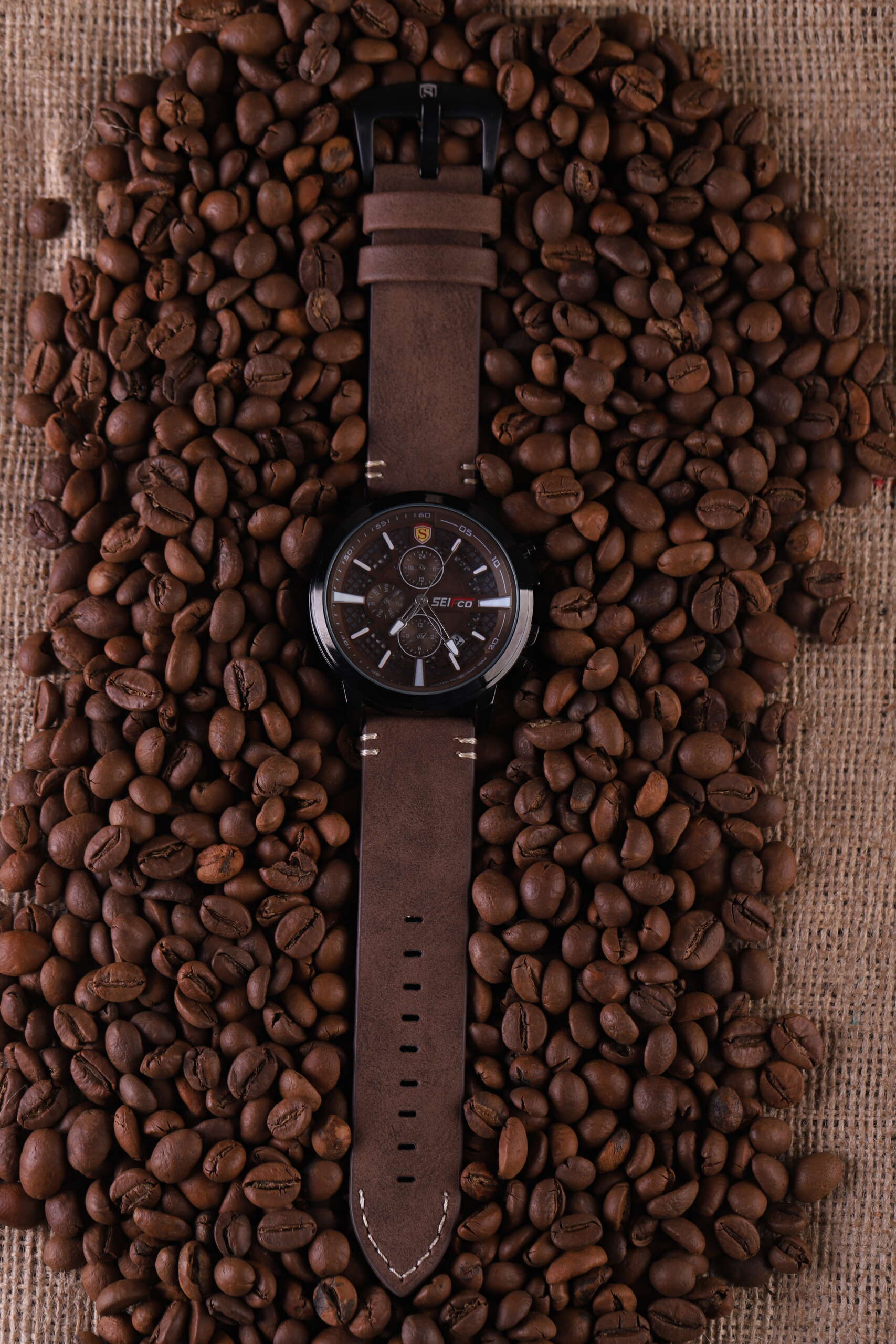 SEIFCO Sport Men’s Quartz Watch with Textured Brown Dial and Brown Leather Strap - الصورة 4