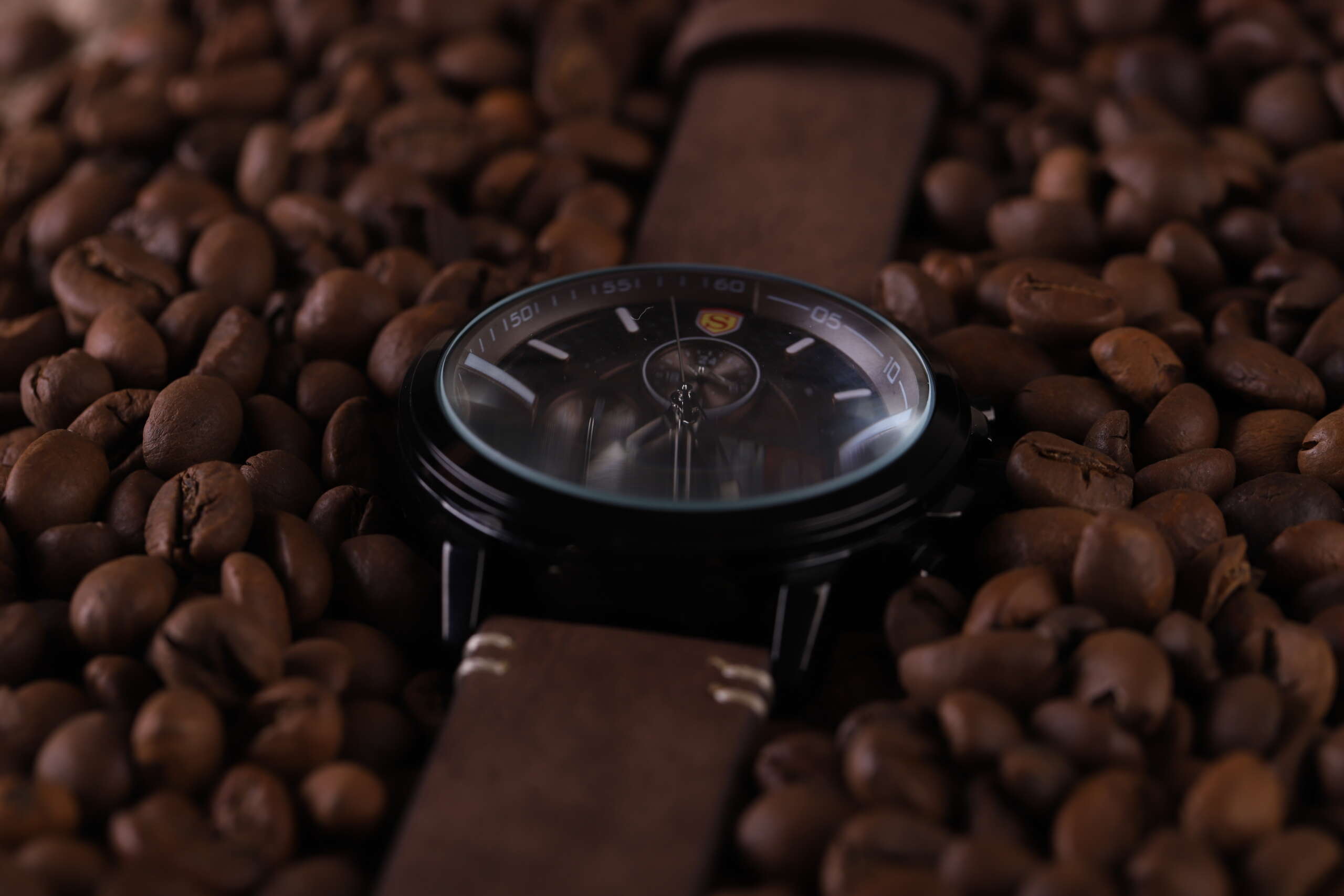 SEIFCO Sport Men’s Quartz Watch with Textured Brown Dial and Brown Leather Strap - الصورة 3