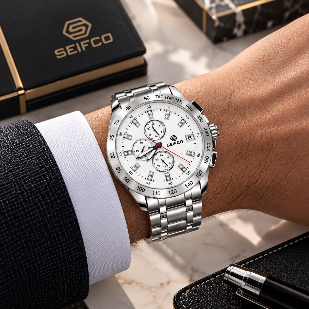 Men’s Silver Watch with White Dial and Crystal Accents - الصورة 2
