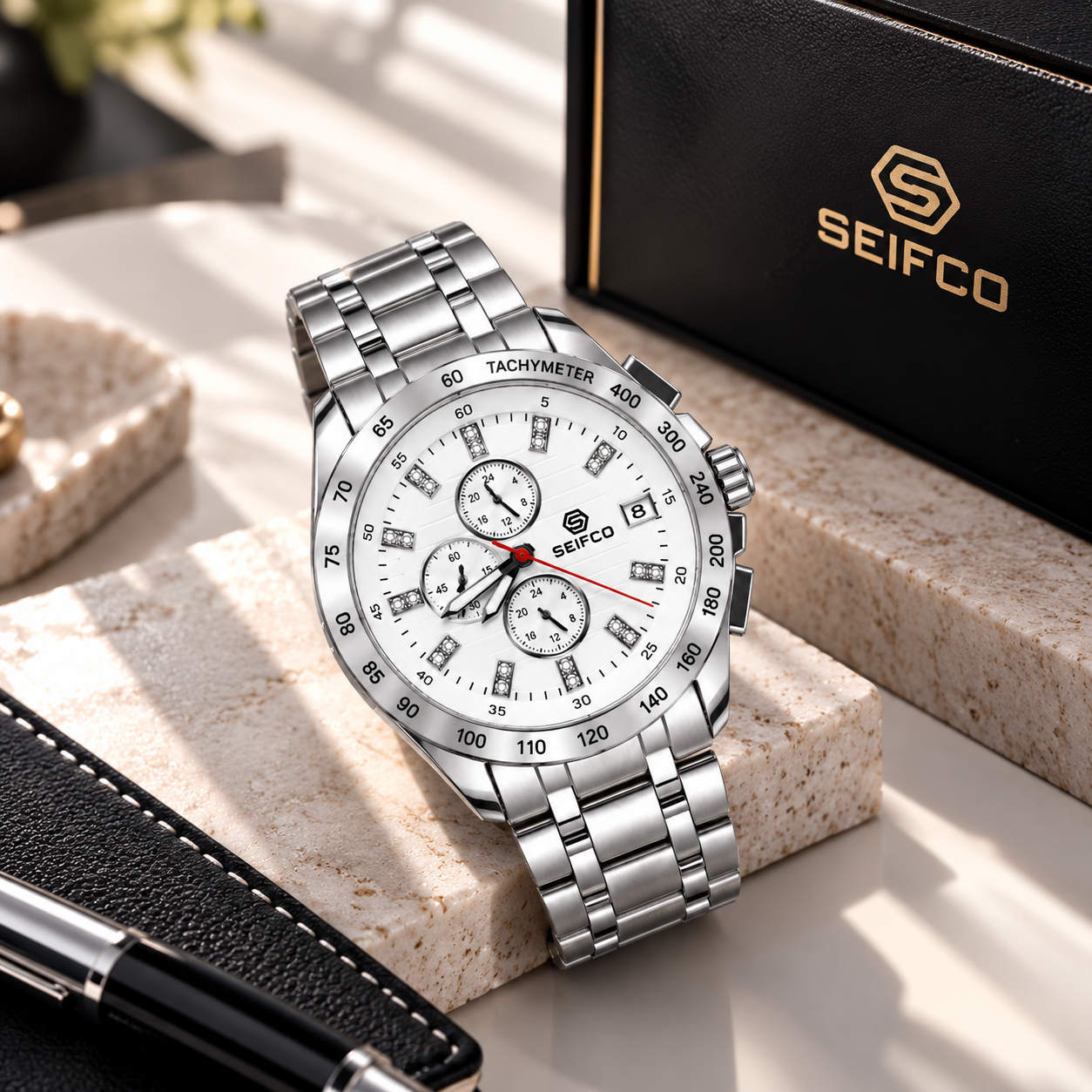 Men’s Silver Watch with White Dial and Crystal Accents - الصورة 3